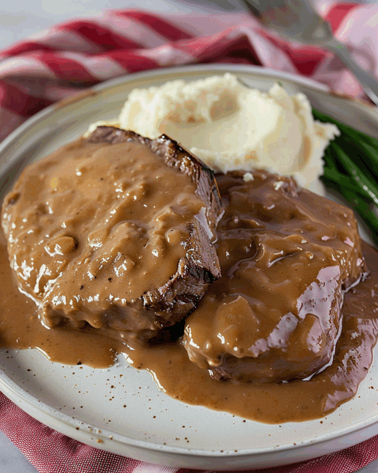 Crock Pot Cube Steak with Gravy